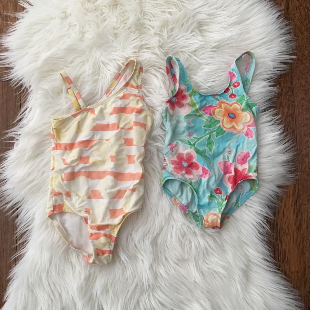 Lot of 2 girls size 4 bathing suits - one pieces